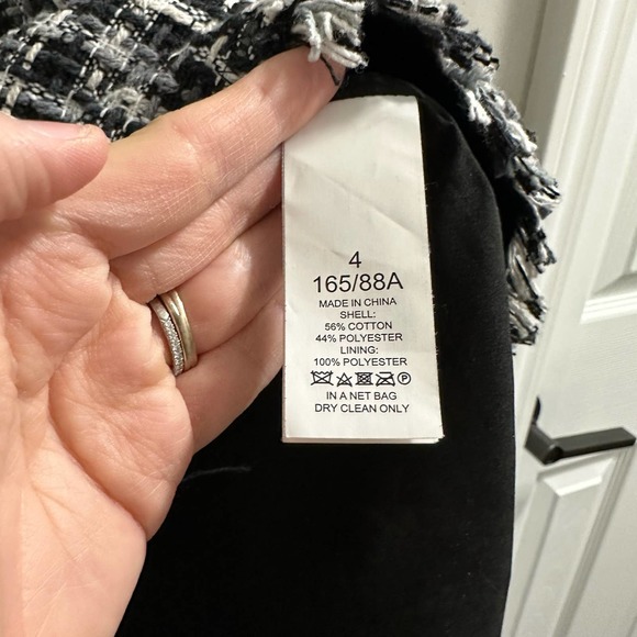 kate spade NY Women’s Flutter Sleeve Tweed Shift Dress, B… - Picture 6 of 10